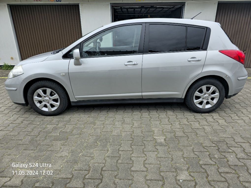 Nissan tiida 1.6 2009r