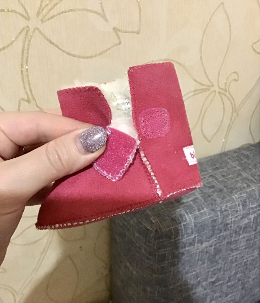 Тапочки капчики пінетки теплі угги bluezoo для немовлят рожеві