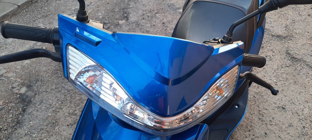 Продам электроскутер ядеа ем 215