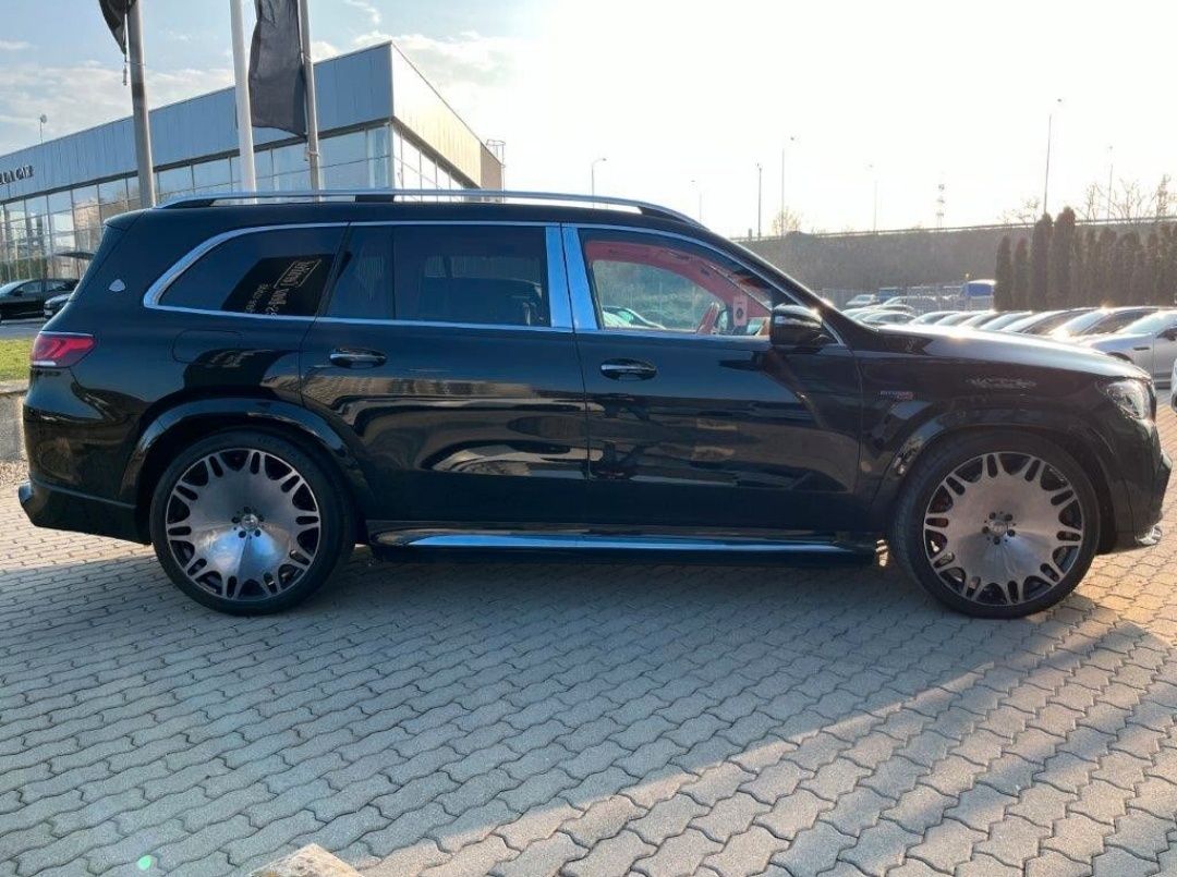 Mercedes Benz GLS 600 Maybach Brabus 800