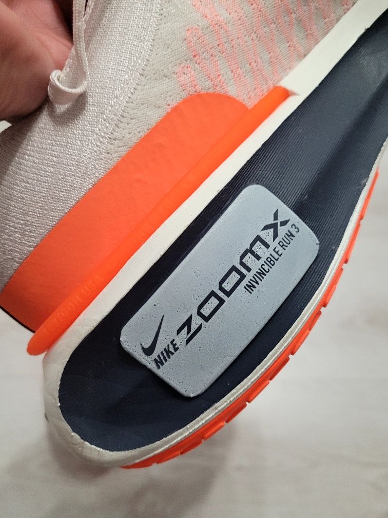 Кроссовки NIKE ZoomX INVINCIBLE RUN 3 нові original