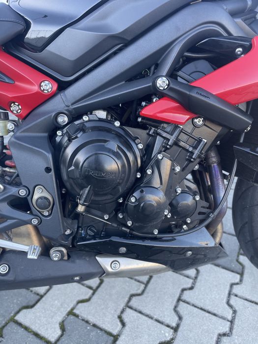 Triumph Street Triple R 675
