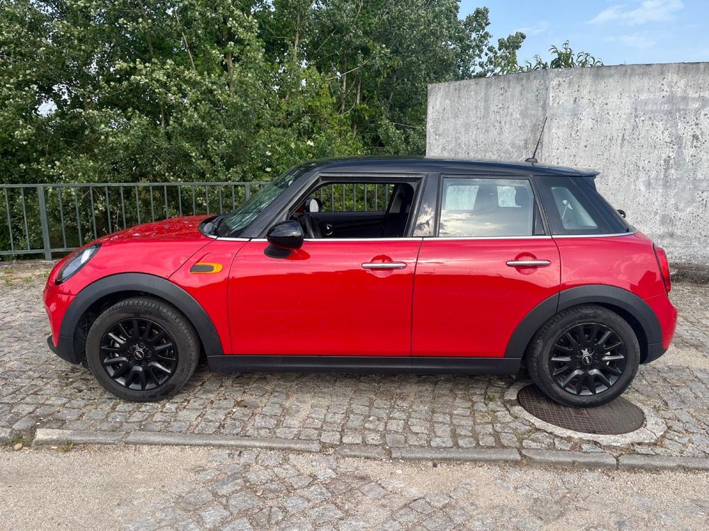 Mini cooper one f56