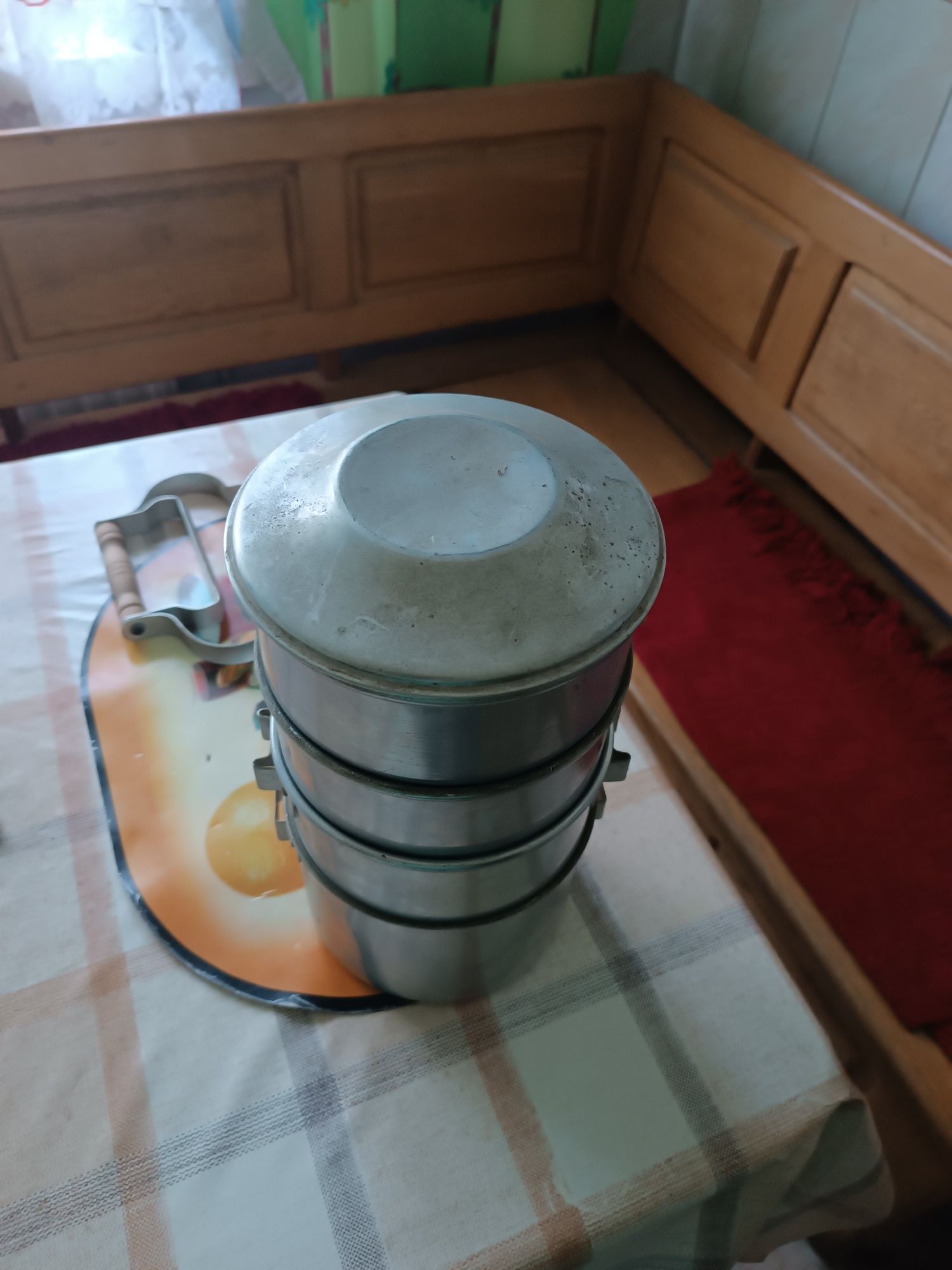 Termos obiadowy na cztery pojemniki
