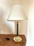 Ozdobna lampa stojąca