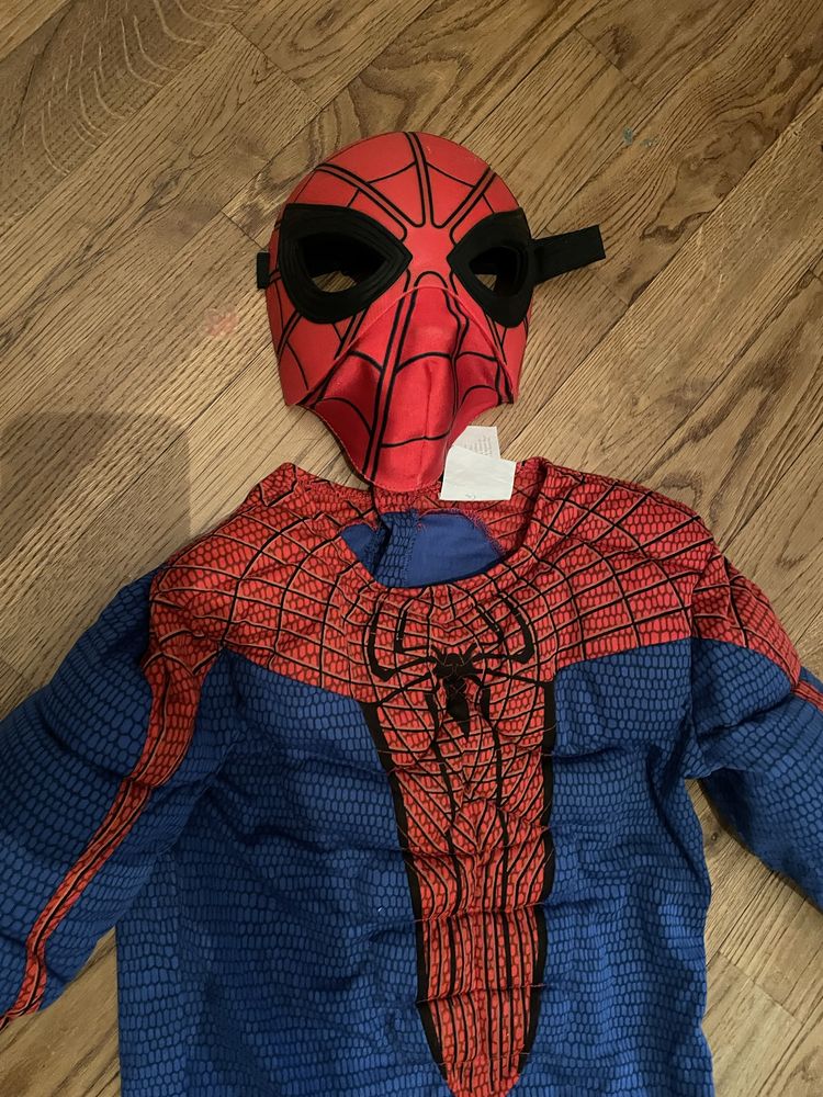 Przebranie Spiderman 128 cm maska wypukłe mięśnie