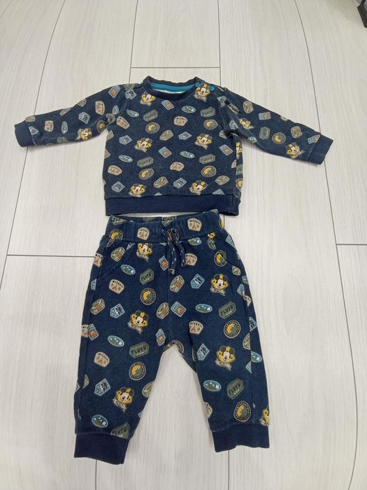 Дитячий костюмчик 74 розмір