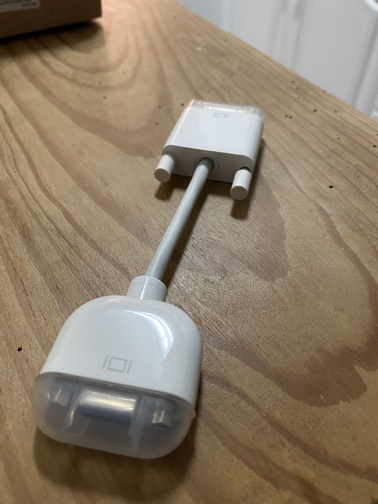 Adaptador dvi-i p/ vga original Apple