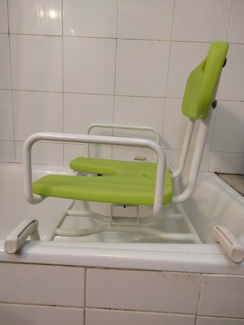 Cadeira de banho rotativa