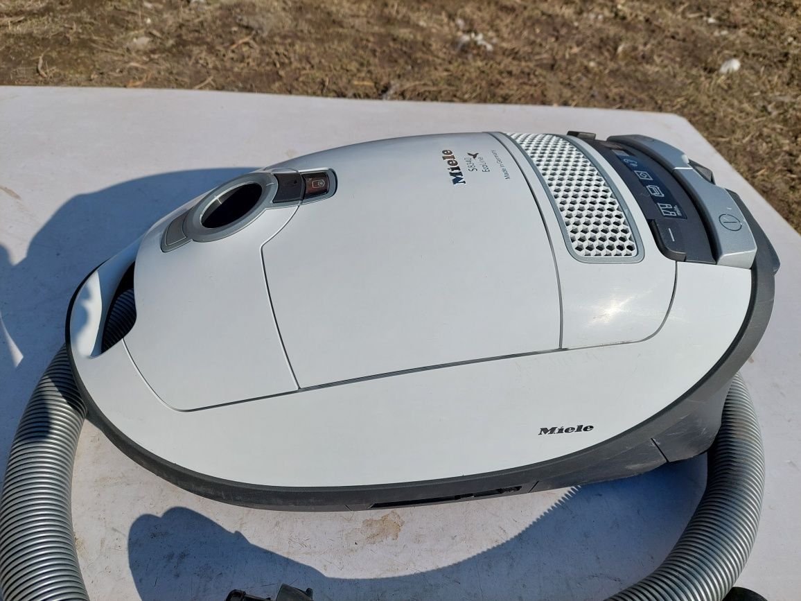 Odkurzacz miele s8340