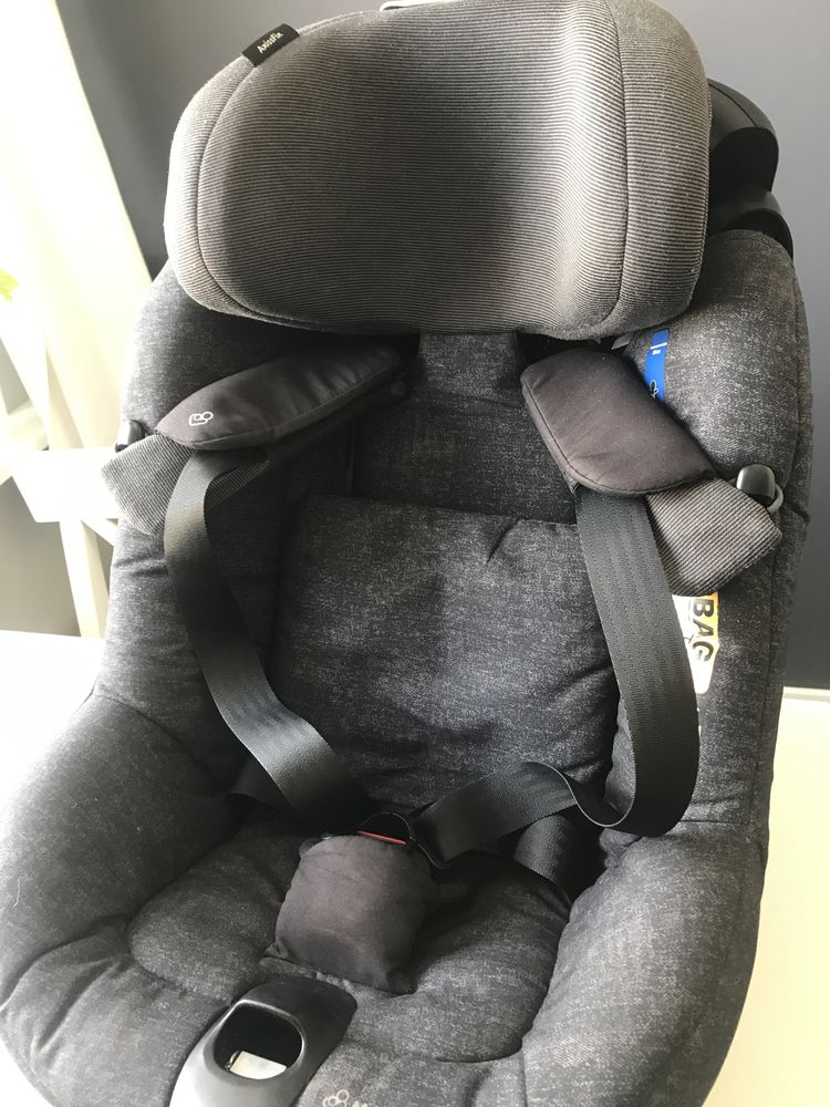 Maxi Cosi Axiss Fix , fotelik samochodowy 9-18kg