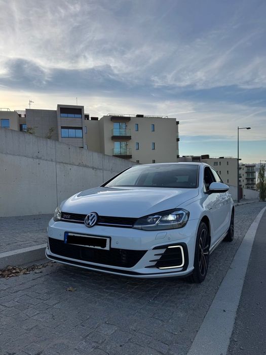 VW Golf