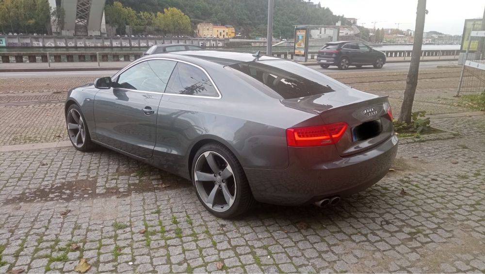 Audi A5 coupe S-LiNE