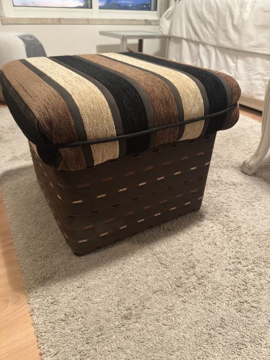 Puff pousa pés 48x48