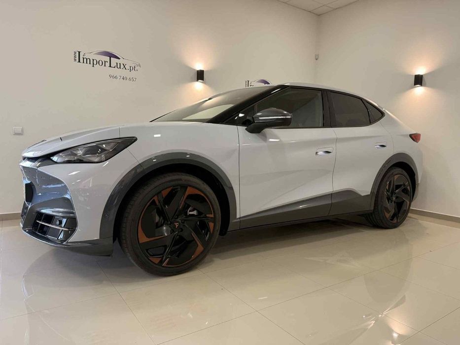 Cupra Tavascan 77 kWh Adrenaline
