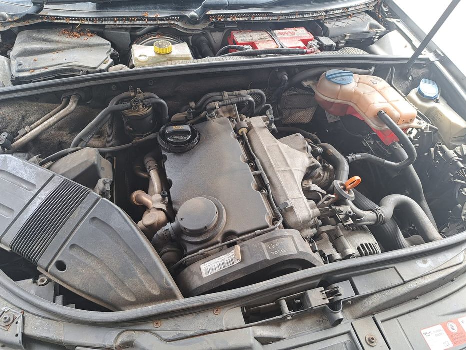 SILNIK audi a4 b7 2.0 BLB