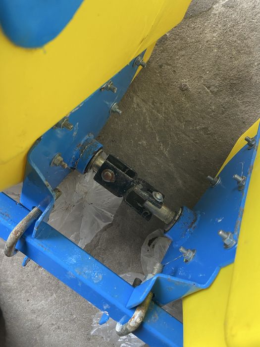 Система для внесення сухих і рідких добрив КРН 5.6, СУПН 8