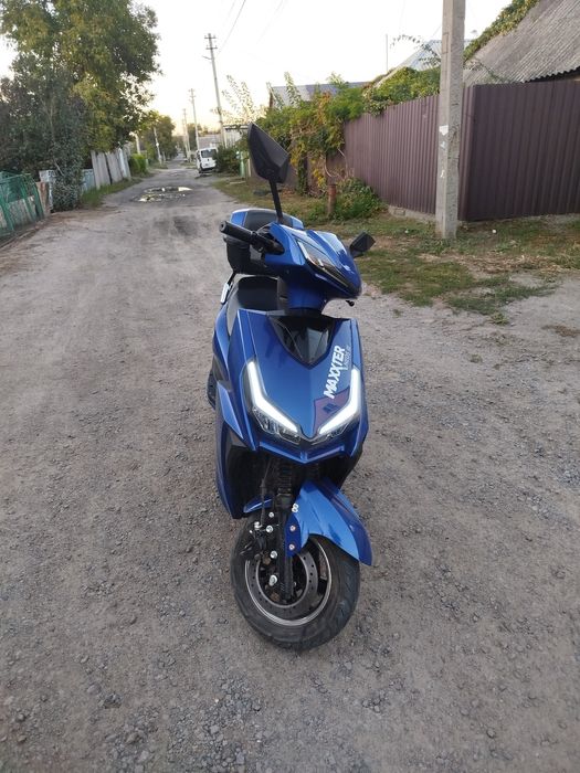 Електро скутер Maxxter neos 3