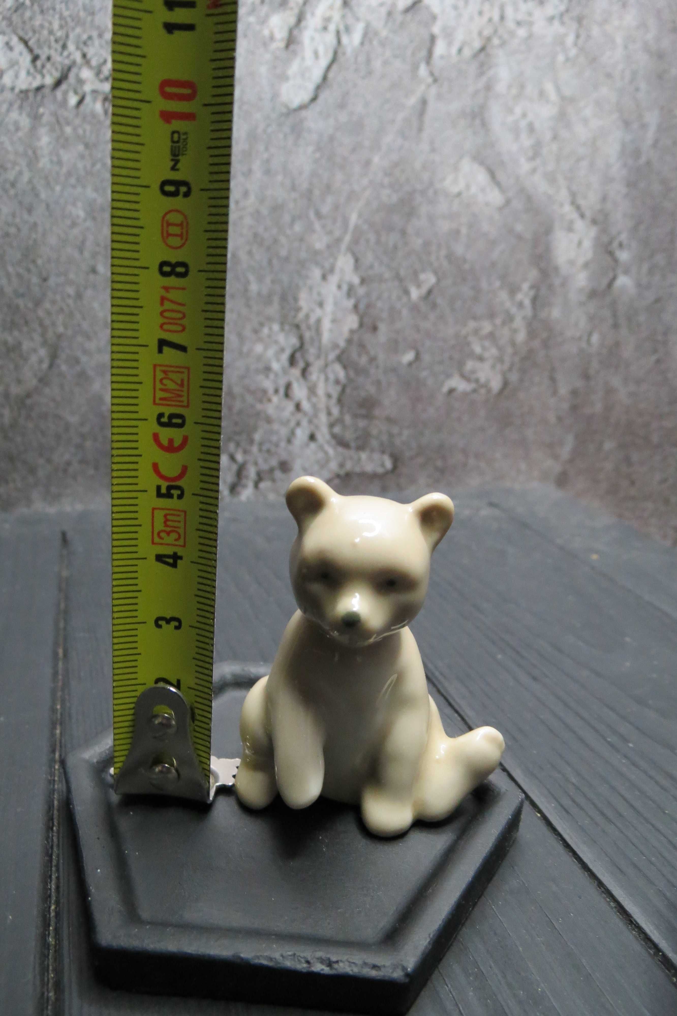 Фарфоровые статуэтки старинные Мишка кролик собака цена за 1 шт