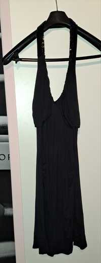 Czarna obcisłe sukienka
