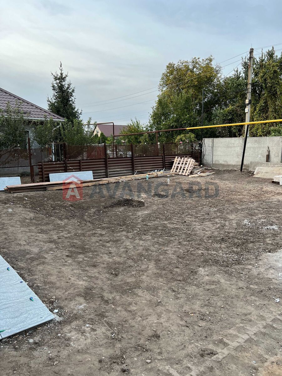 Новий будинок 117 кв м Бородинський.