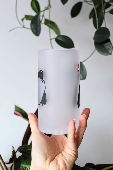 Kufel japońska Żaba, z szkła szronionego 450ml