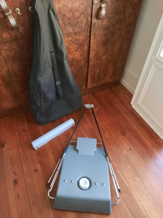 Porta-cartaz portátil