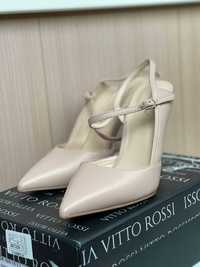 Пудрові туфлі з натуральної шкіри Vitto Rossi