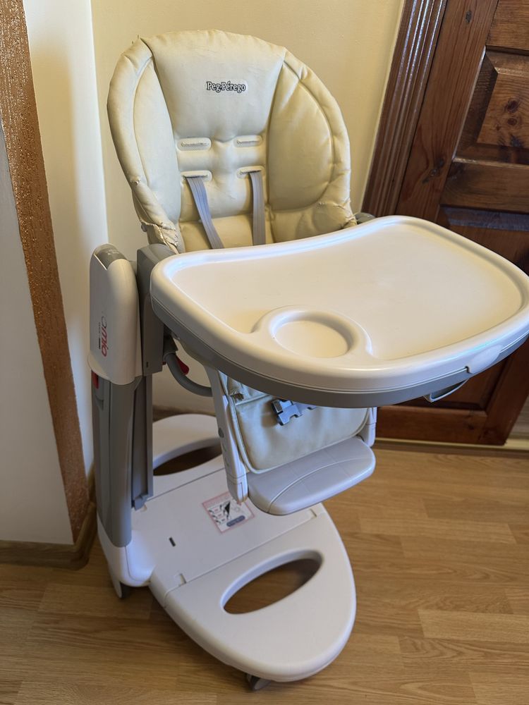 Дитячий стілець-гойдалка Peg Perego tatamia