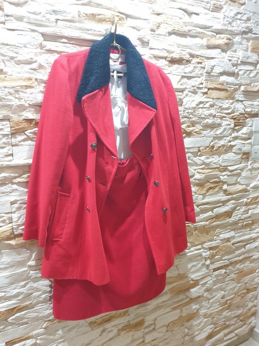 Czerwona spódnica na podszewce