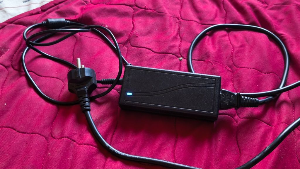 Блок живлення 5V 8A YU0508 AC/DC Adapter