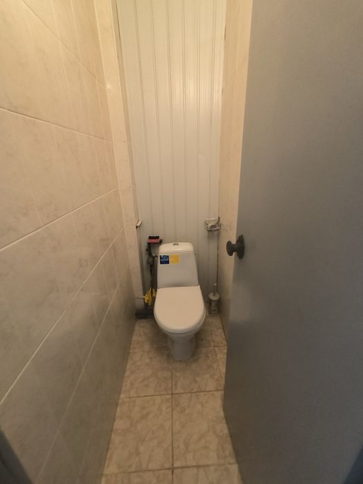 Продаж 2 кімнатної квартири на середньому поверсі в р-ні «Укргазбанку»