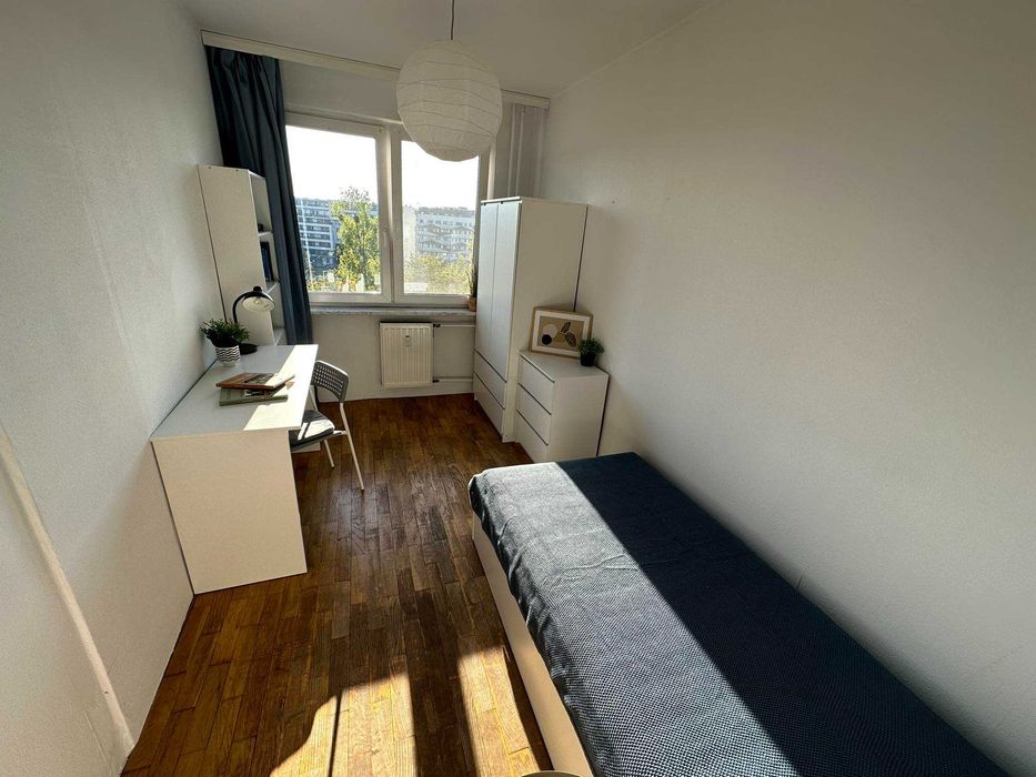 MOKOTÓW/STEGNY - room for rent // pokój na wynajem