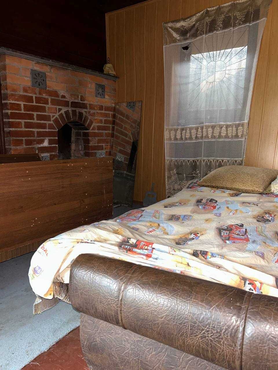 Продам дачу біля ставка