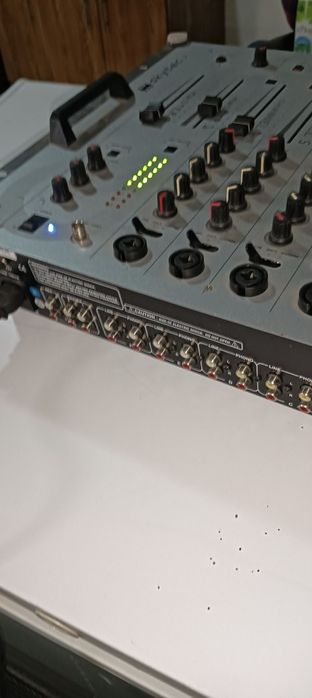 Mesa de som 6 canais