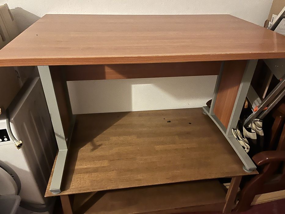 Secretaria + mesa de centro