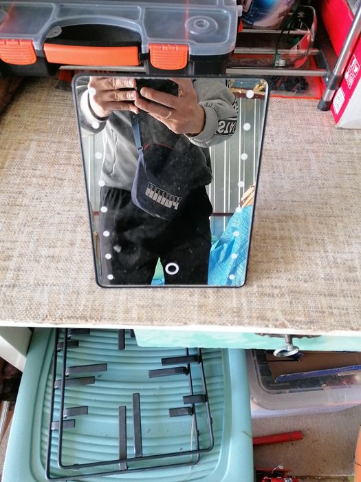 Lampa zewnętrzna  lub lusterko