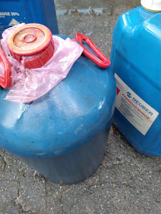 Канистры под топливо по 500 грн