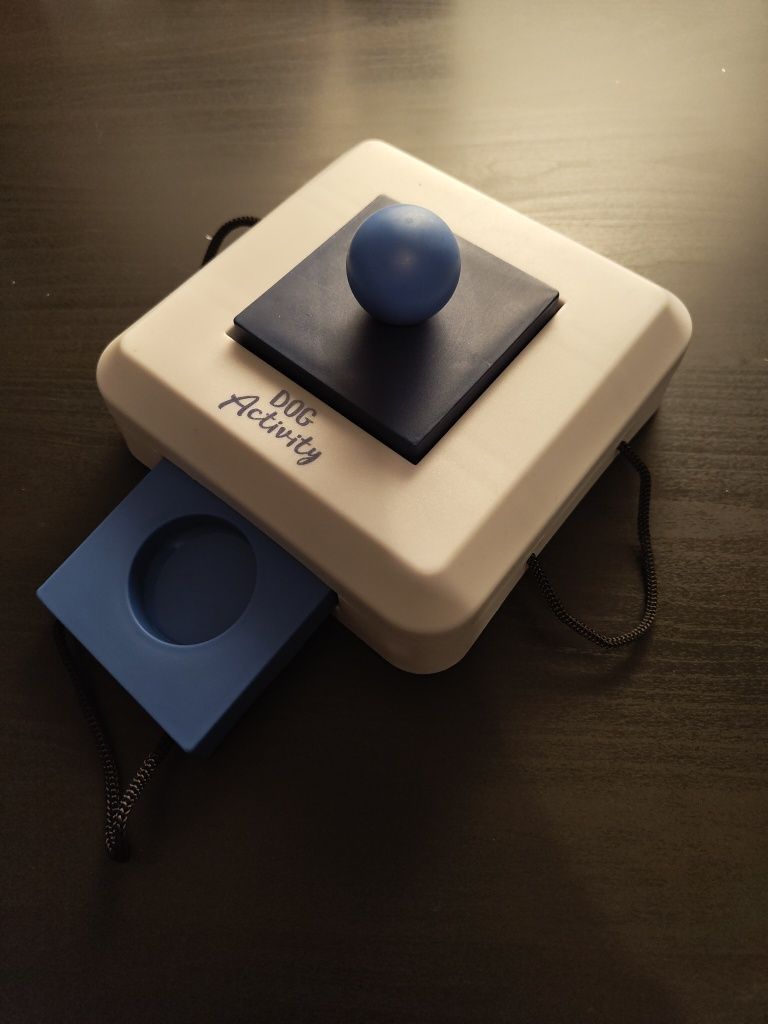 Jogo de Inteligência para Cães da Trixie, Gamble Box Level 1