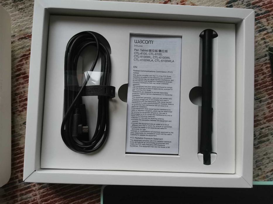 Графічний планшет Wacom Intuos S Bluetooth Фісташковий