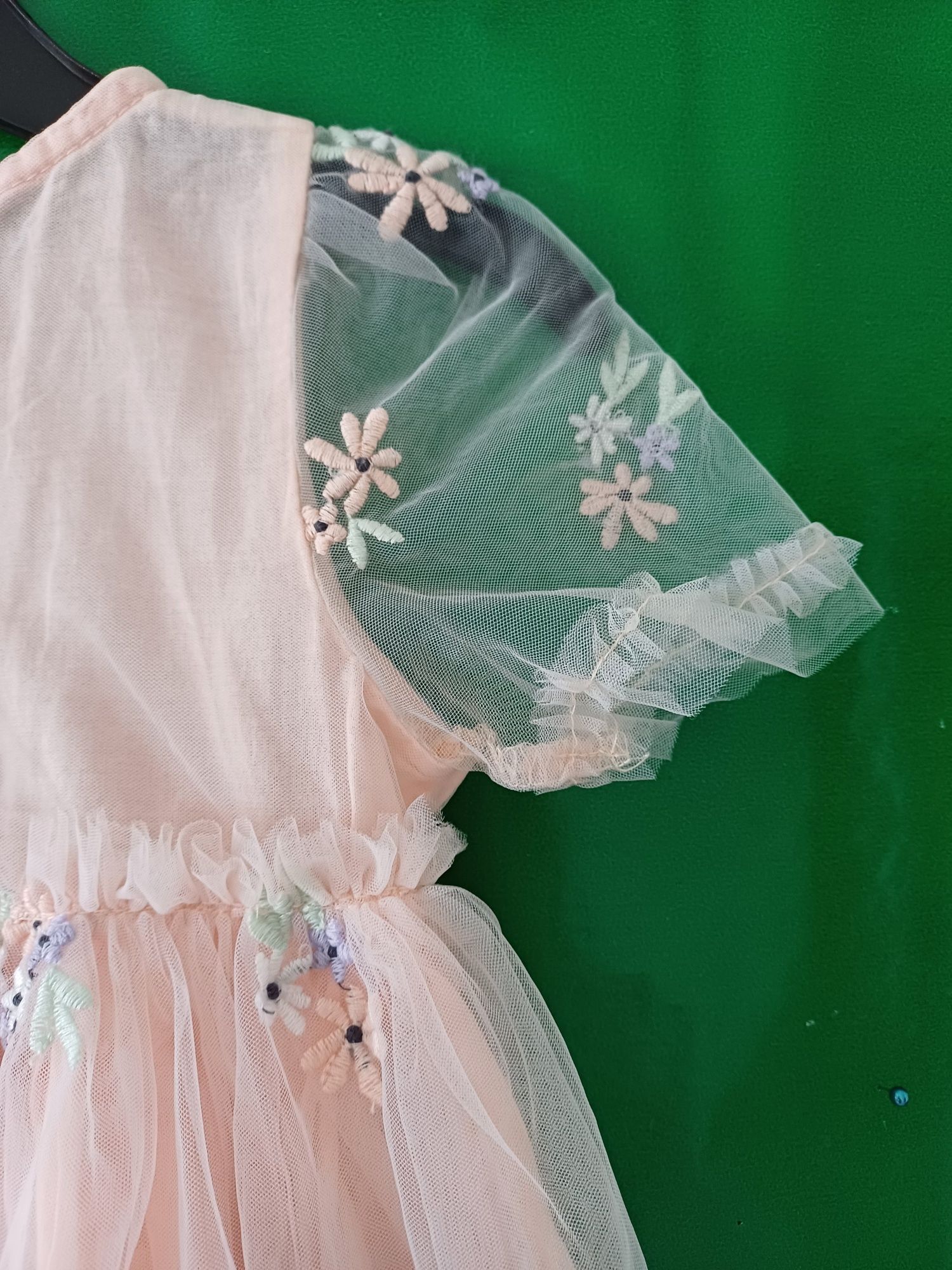 Vestido batizado, cerimónia. 10 euros.