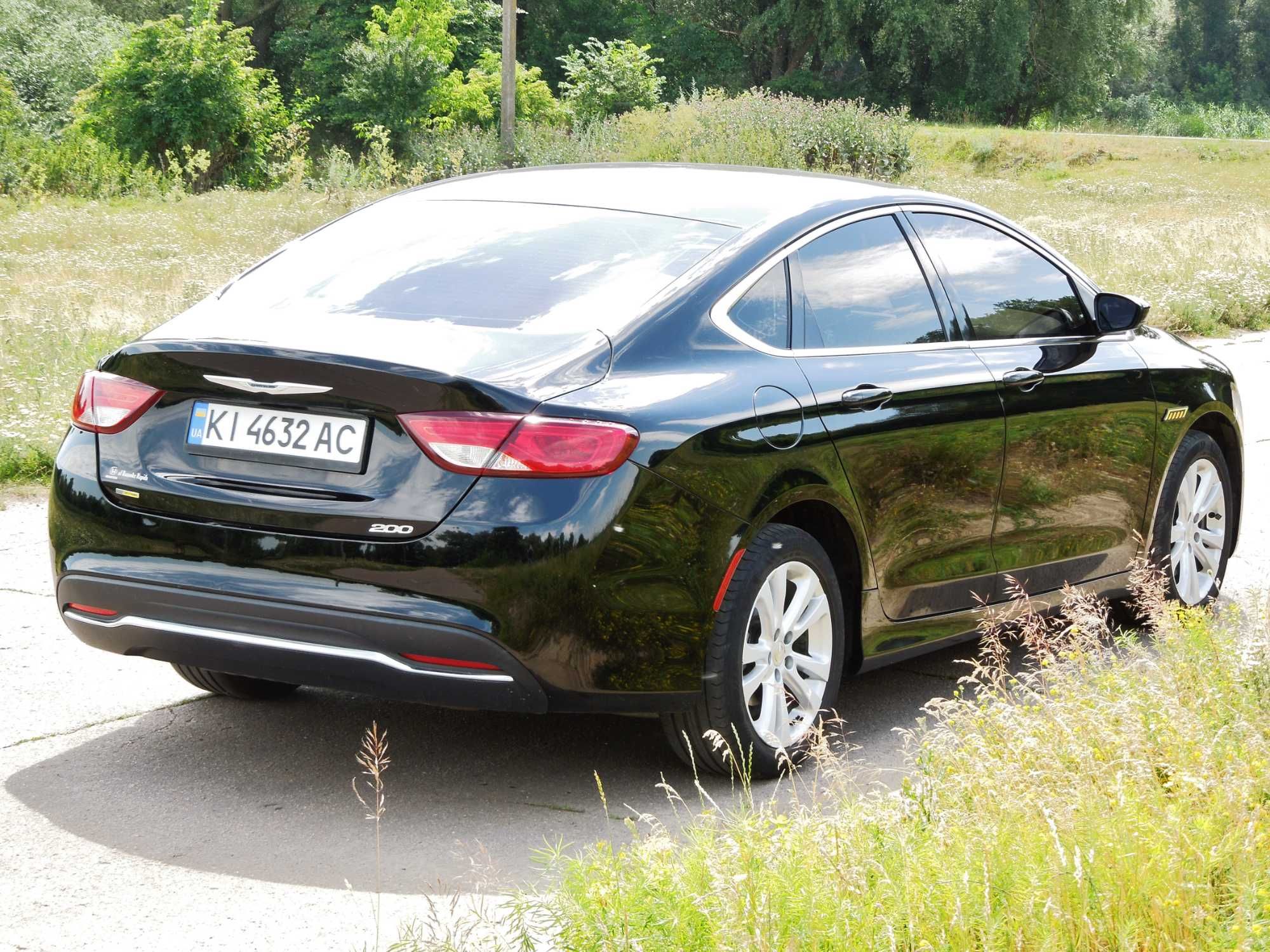 CHRYSLER 200/Рідна фарба,зразковий стан.