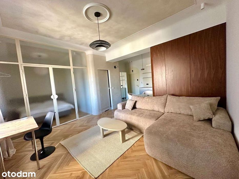 Klimatyczny apartament -Centrum /Plac Konstytucj