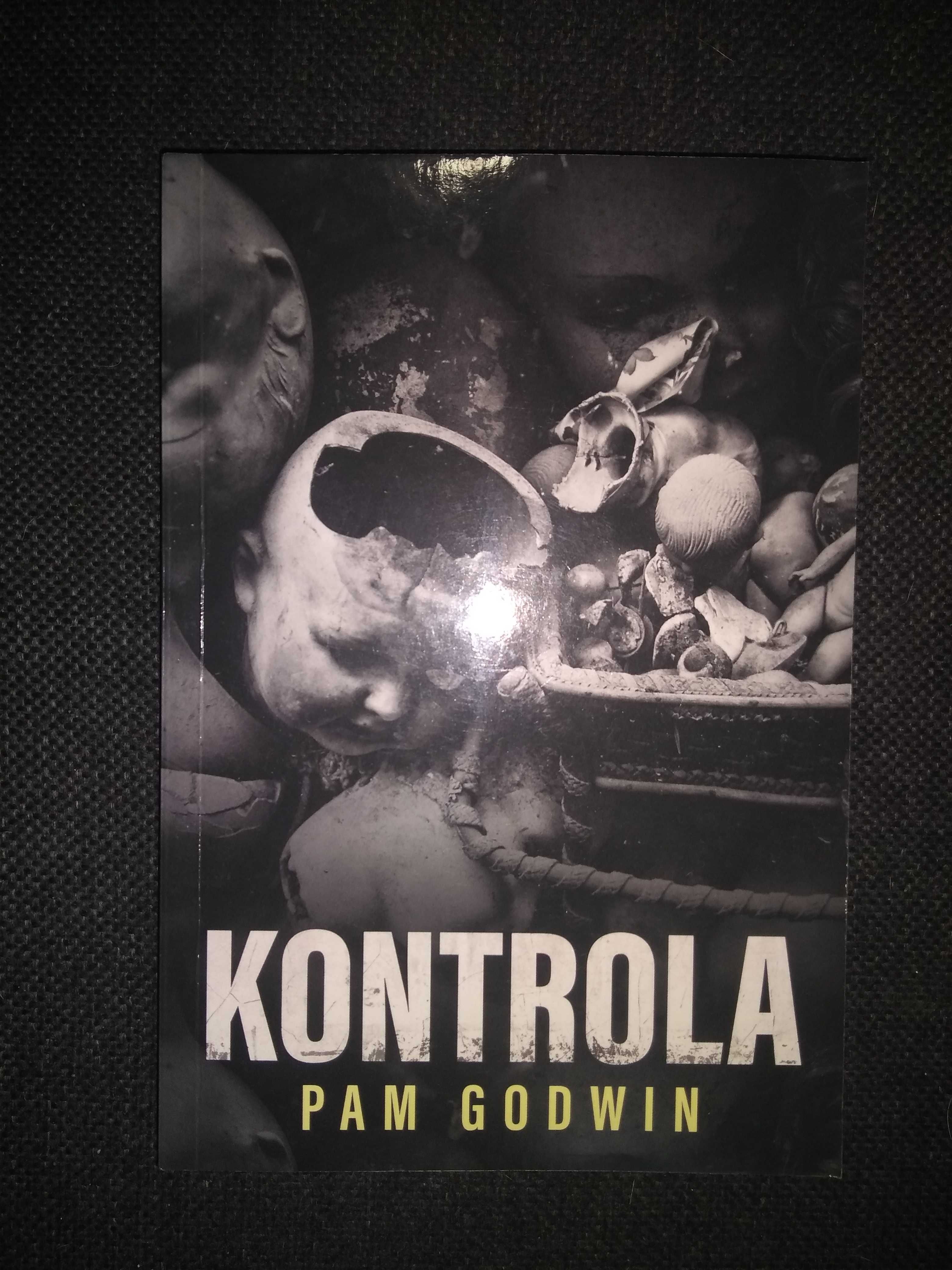 Dobra książka - Kontrola Pam Godwin (jak nowa) (E3)