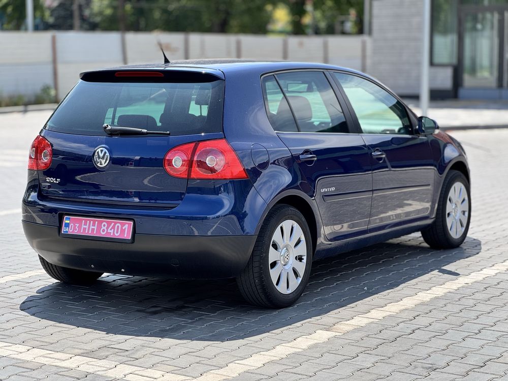 Продам Volkswagen Golf V MPI