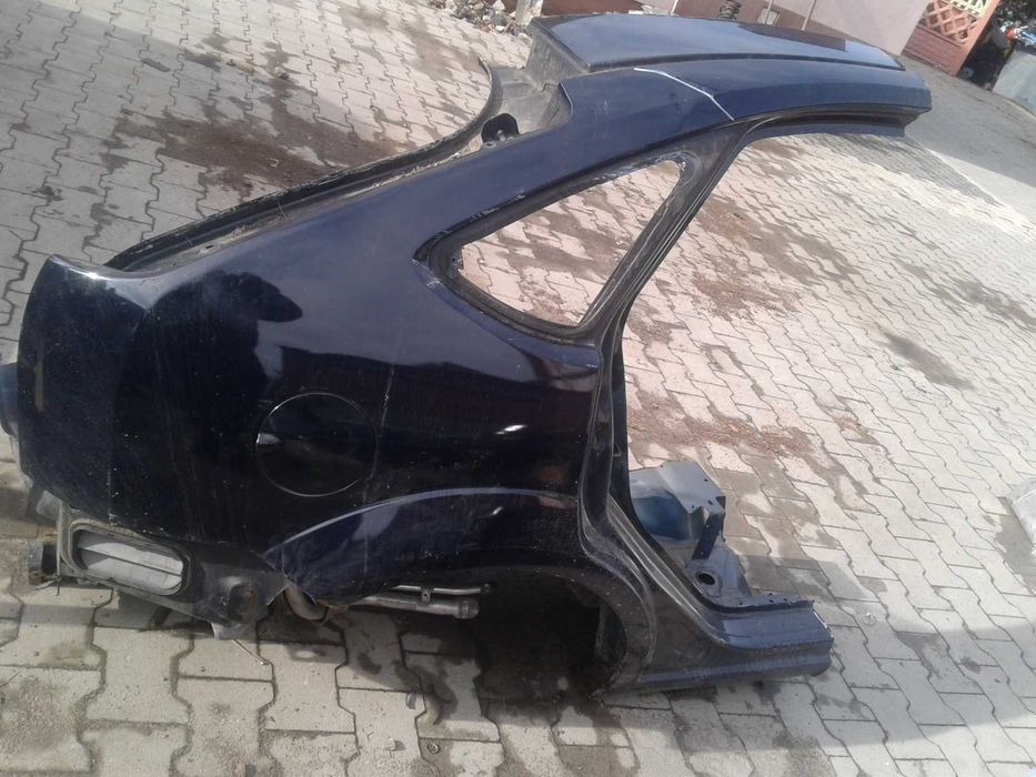 Ford Focus MK2 5D Hathback Ćwiartka Błotnik Prawy Tył Szyba Próg Drzwi