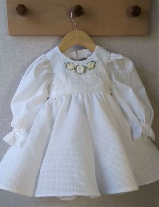 Дитяча сукня ручної роботи