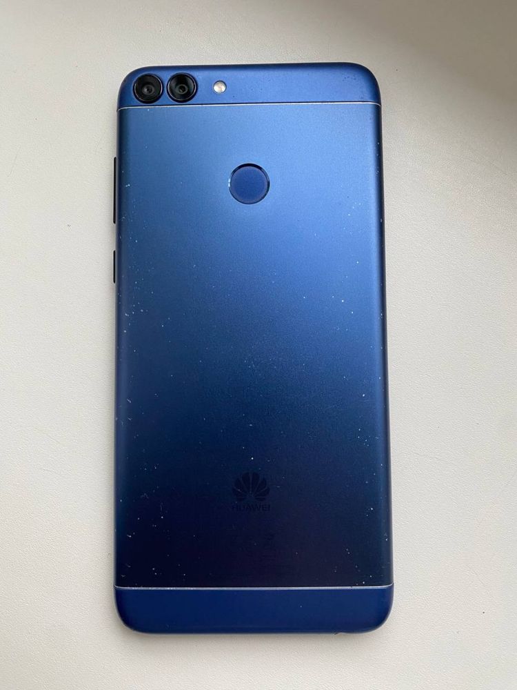 Телефон huawei P Smart