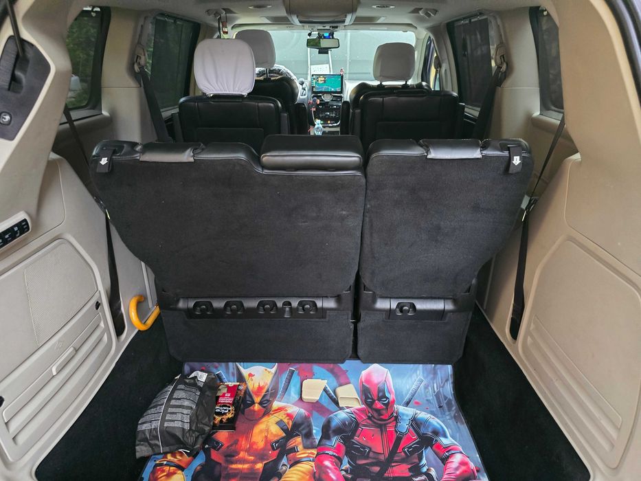 Chrysler Town & Country V6 3.6 Limited