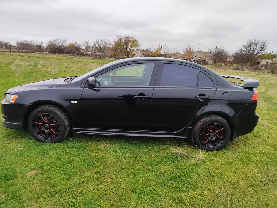 Машына в достойном состоянии приежаите смотрите